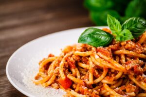 Spaghetti bolognese scaled